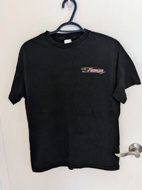 Famous Guitars T-Shirt - Men's Size Medium